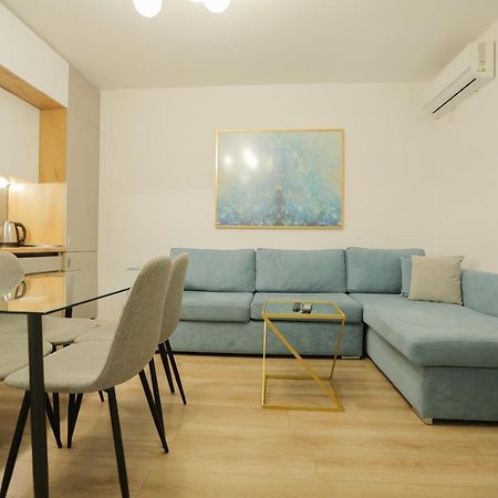 Miku Apartment-Premium 2Bd At Wilson Square Tirana Buitenkant foto