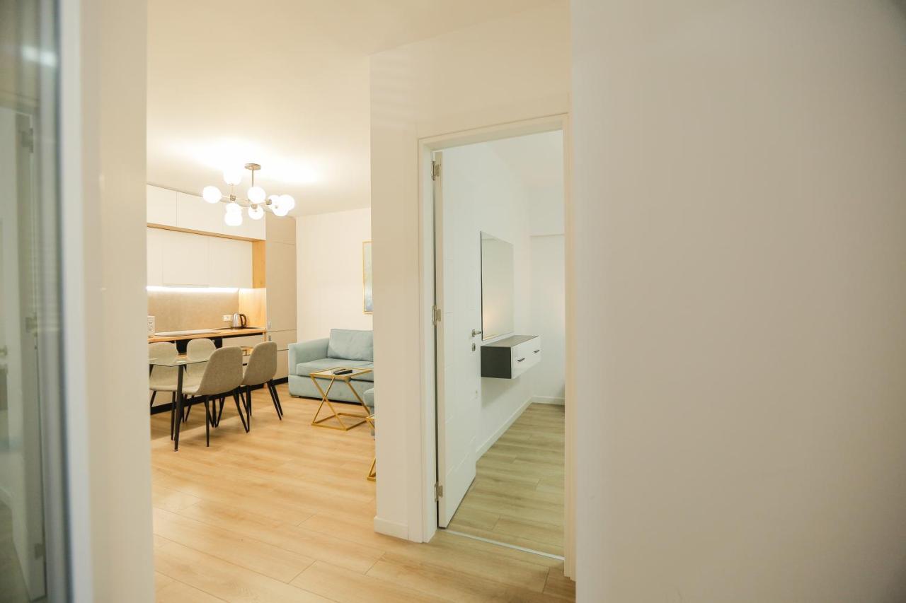 Miku Apartment-Premium 2Bd At Wilson Square Tirana Buitenkant foto