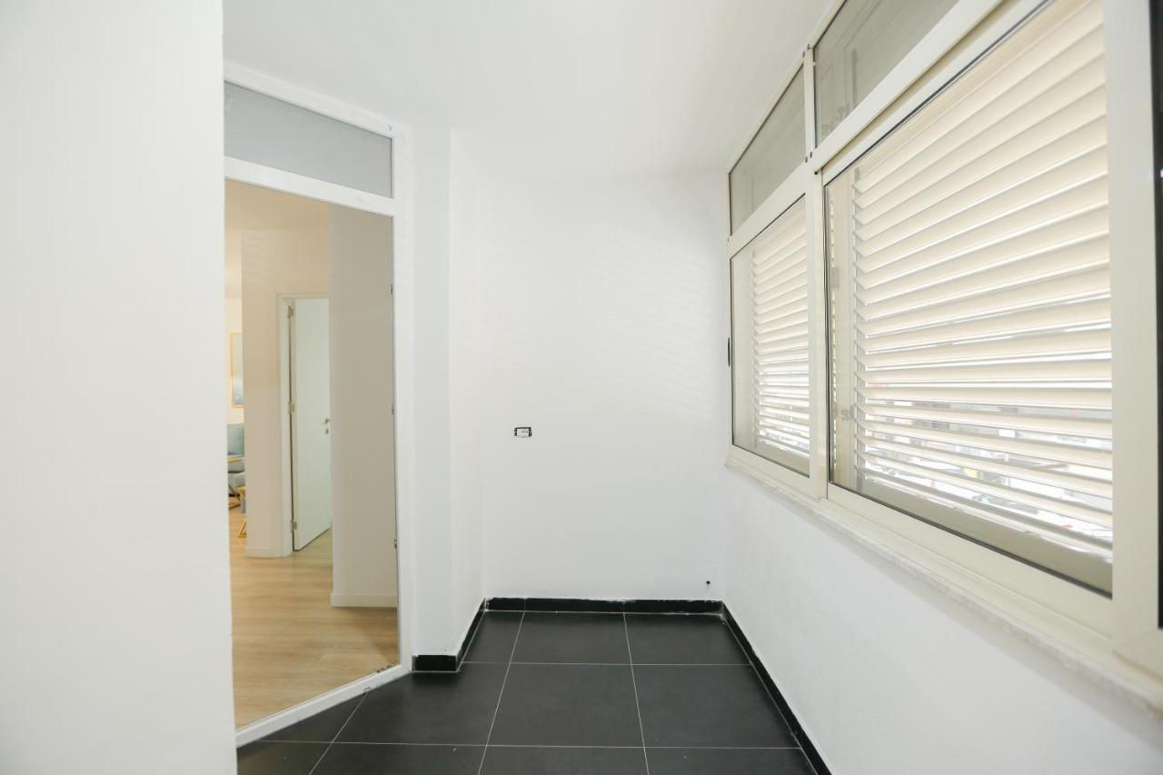 Miku Apartment-Premium 2Bd At Wilson Square Tirana Buitenkant foto
